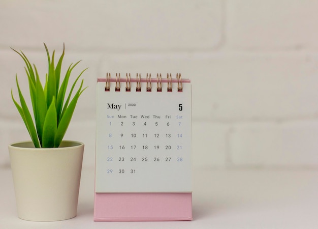 May 2022 Desk Calendar of the year. Calendar for planning and managing each date.