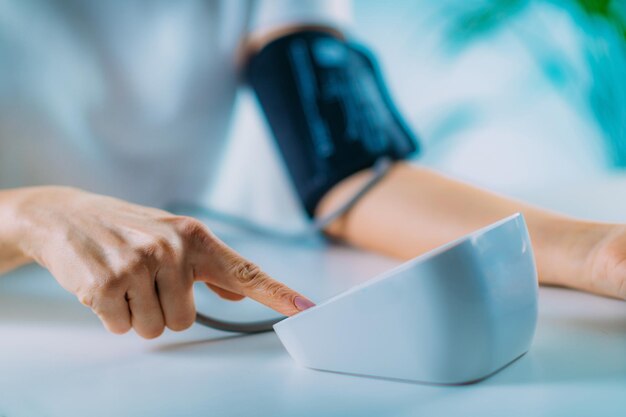 Photo measuring blood pressure