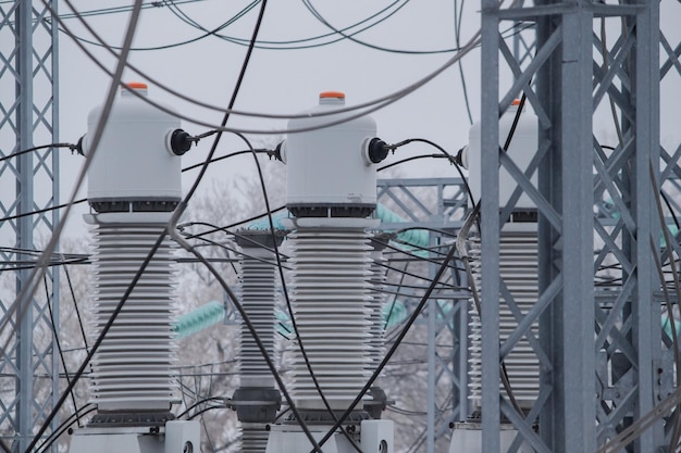 Measuring current transformers at a highvoltage substation