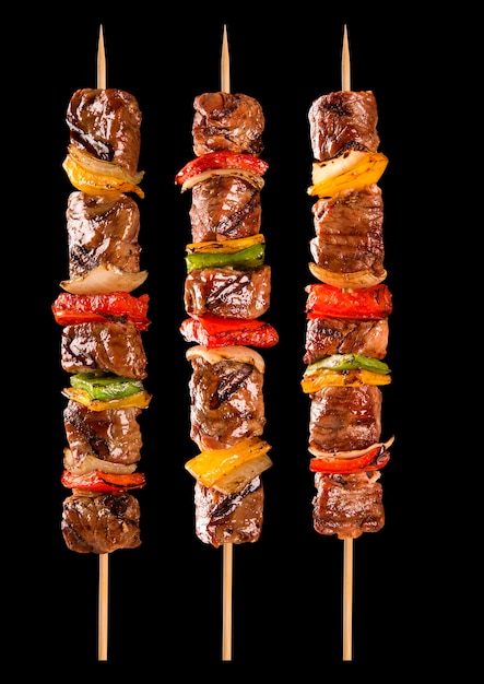 Photo meat skewer with vegetables