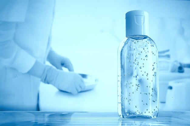 医療用消毒ジェル、ウイルス保護の概念、きれいな手、コロナウイルス消毒