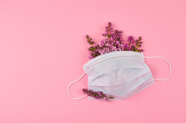 Medical face mask with flowers