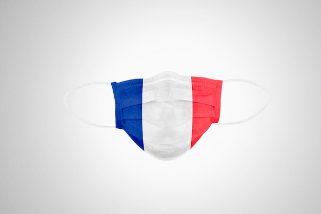 Медицинская защитная маска с флагом Франции