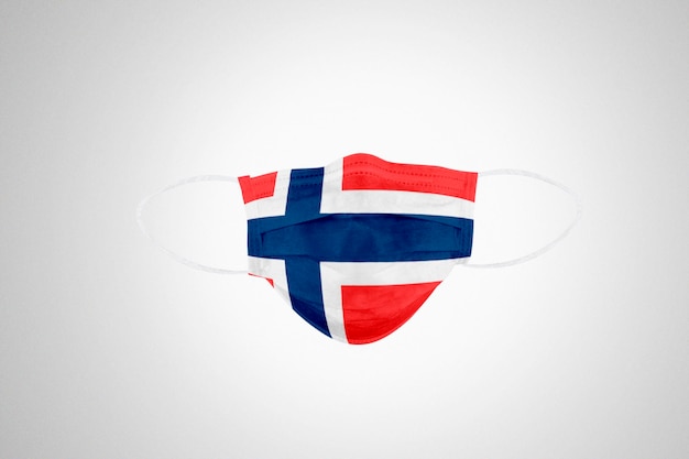 ノルウェーの国旗が付いた医療用保護マスク