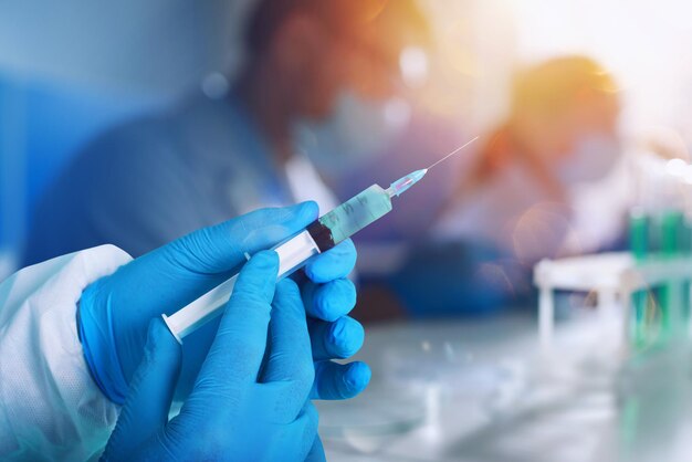 Медицинское исследование вакцины против заражения вирусом ковид