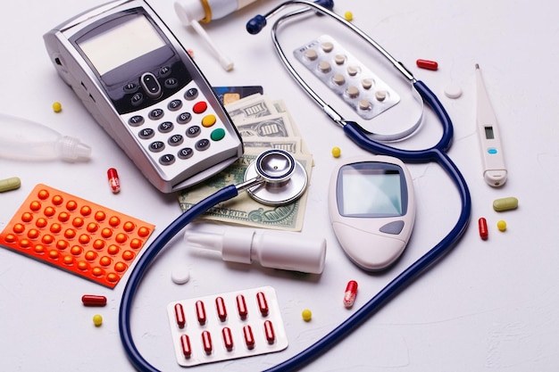 Medicaments money cards and pin pad for the purchase of drugs