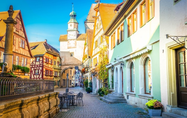 Photo medieval roderbogen arch in rothenburg ob der tauber historic town germany