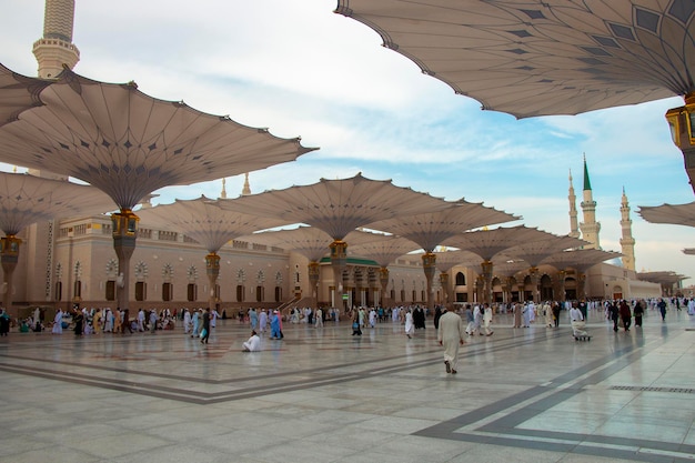 Photo medina saudi arabia 11 may 2017 prophet mohammed mosque al masjid an nabawi