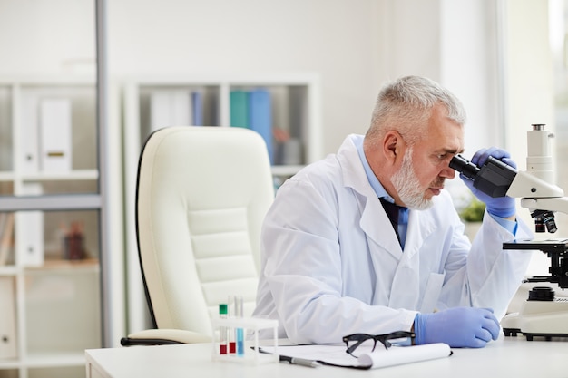 Medisch onderzoek in het lab