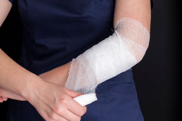 Medisch verband in de hand