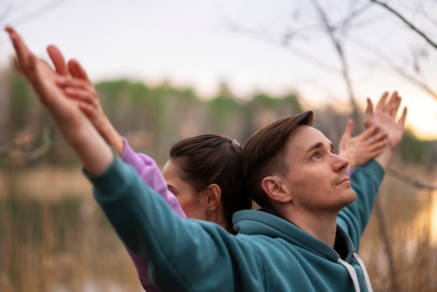 Medium shot couple training together