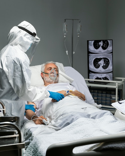 Photo medium shot doctor and patient with mask