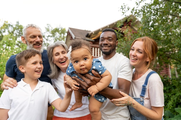 Photo medium shot family with little baby