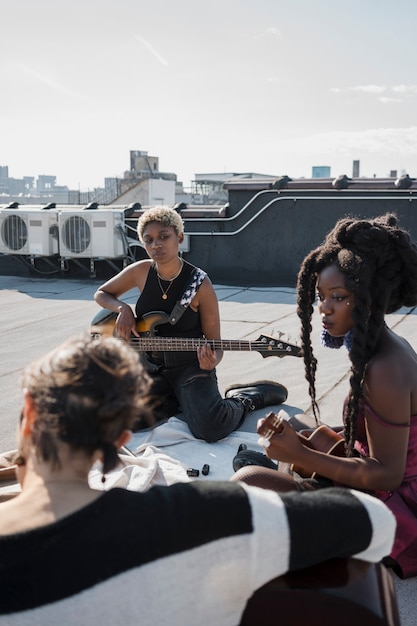 Foto musicisti di livello medio a new york