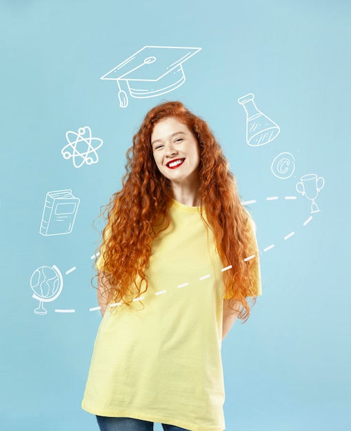 Foto ritratto di laurea di donna di tiro medio