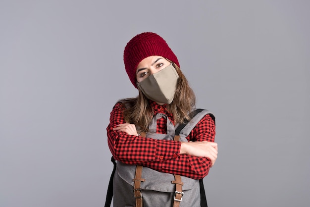 Photo medium shot woman with protective mask