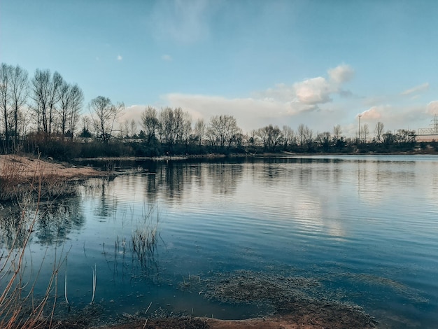 Meerwater bij zonsondergang