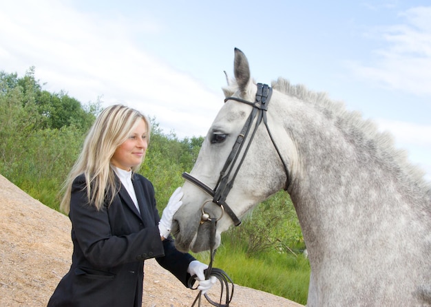 Meisje met paard.