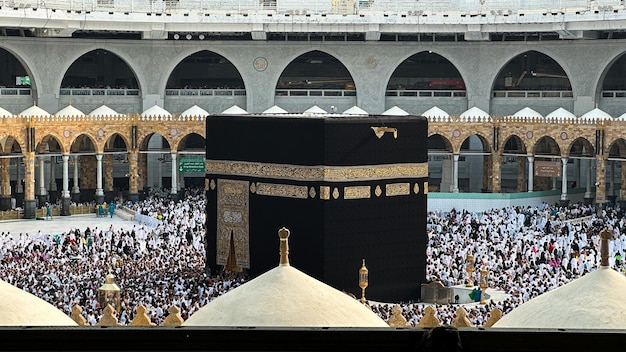 Mekka Saoedi-Arabië 27 september 2023 islamitische pelgrims die umra uitvoeren in Al Haram Moskee makka