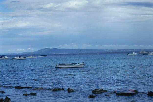 メルボルン オーストラリア 1999 年 12 月 当時の穏やかな美しさを捉えた 1990 年代のメルボルンの海岸風景の歴史的な眺め