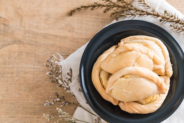 melkbladerdeeg met bonensmaak