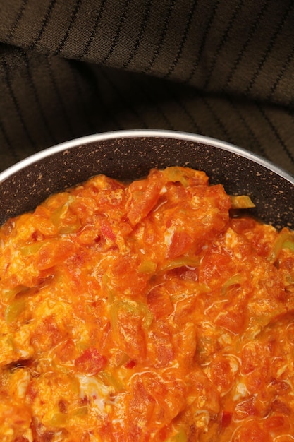 Menemen 터키 음식 또는 오믈렛