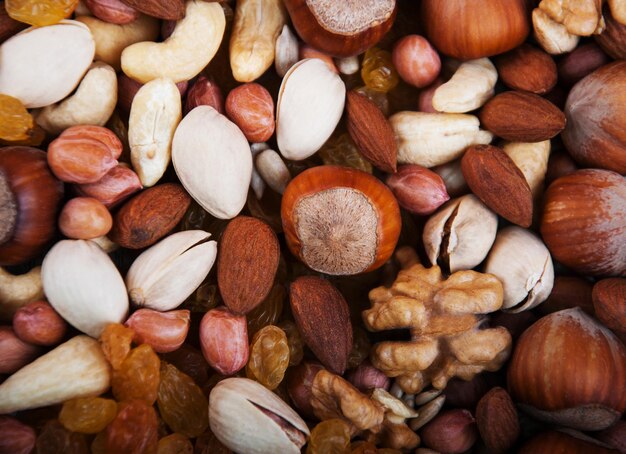 mengsel van noten en rozijnen