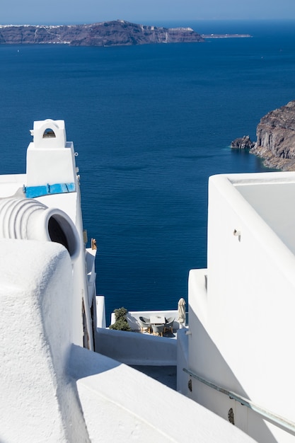 Mening van caldera van Santorini in Griekenland van de kust