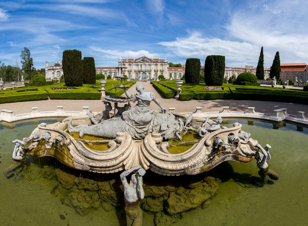 Mening van het mooie Nationale die Paleis van Queluz, in Sintra, Portugal wordt gevestigd.