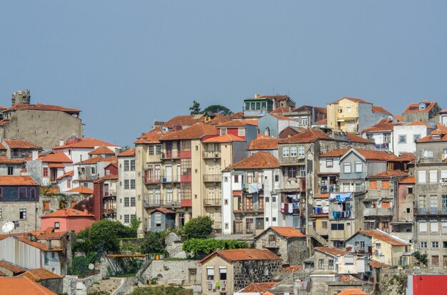 Mening van Porto stad op de zomerdag