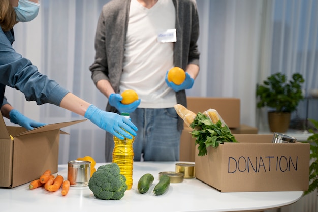 Mensen die actie ondernemen in de gemeenschap