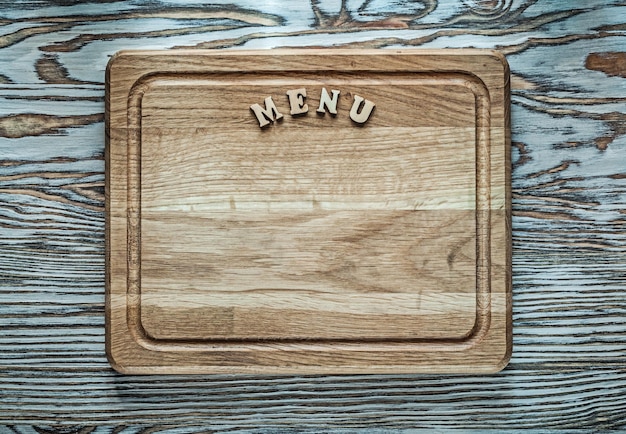 Menu snijplank op houten ondergrond