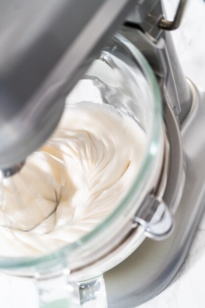 Meringue cookies