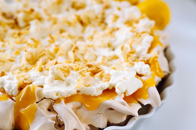 Meringue met lemon curd