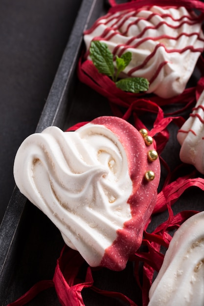 Meringues in heart shape