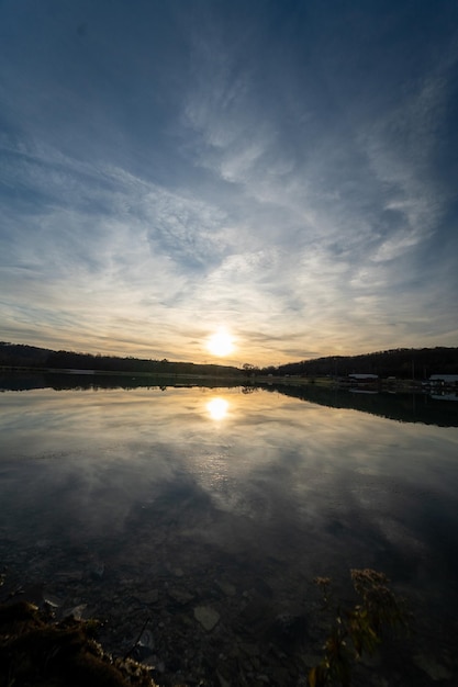 Mesmerizing shot of a sunset on a lakeside