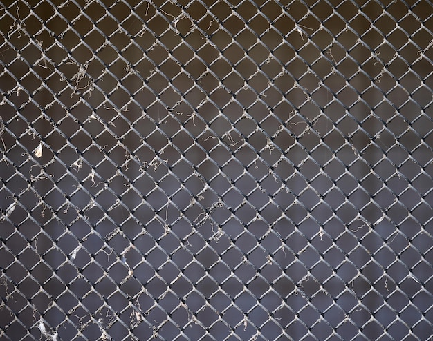 Metal mesh netting fence