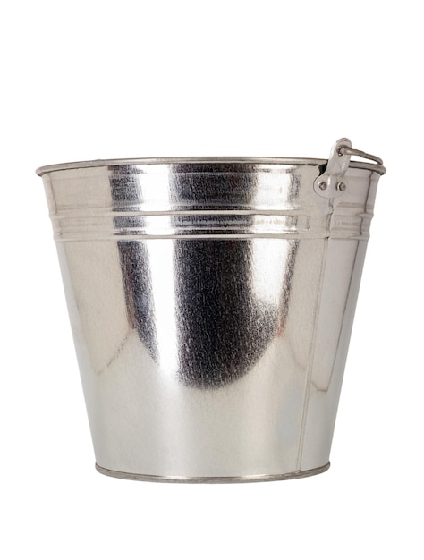 Metallic pail