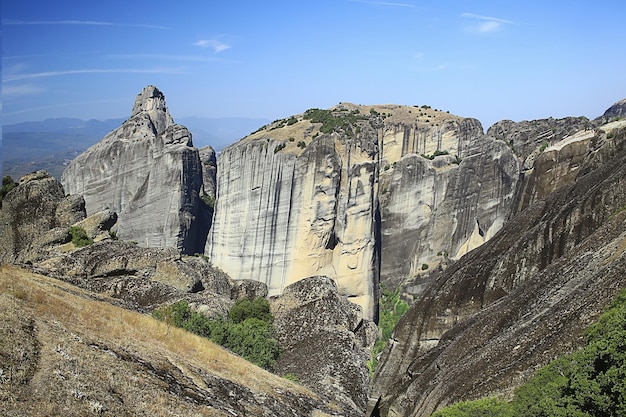 Meteora griekenland kloosterlandschap, orthodox klooster in de bergen, christendom, geloofsweergave