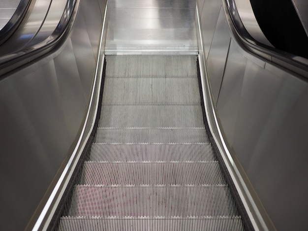 Metro roltrap trappen