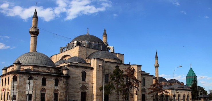 Photo mevlana mosque in konya city