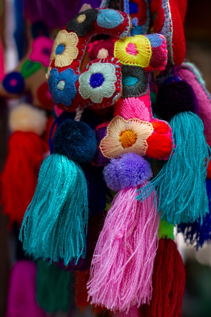 Photo mexican culture with colorful items