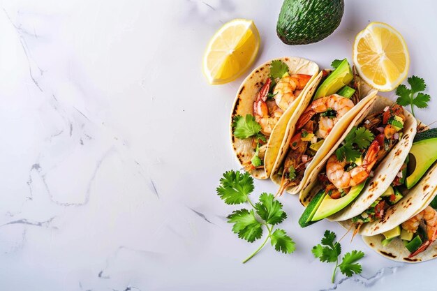 Photo mexican seafood tacos with traditional salsa avocado and shrimp