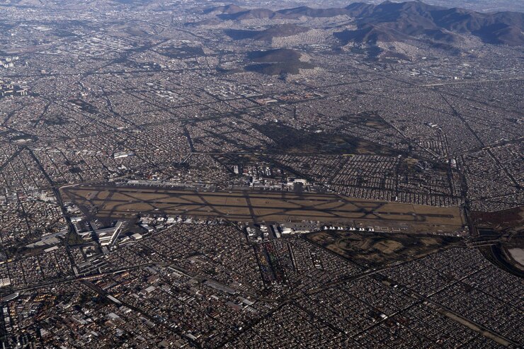 Photo メキシコ シティ の 空港 地域 の 空中 の パノラマ