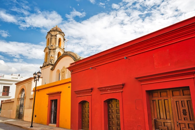 Mexico Oaxaca Schilderachtige oude stadsstraten en kleurrijke koloniale gebouwen in het historische stadscentrum