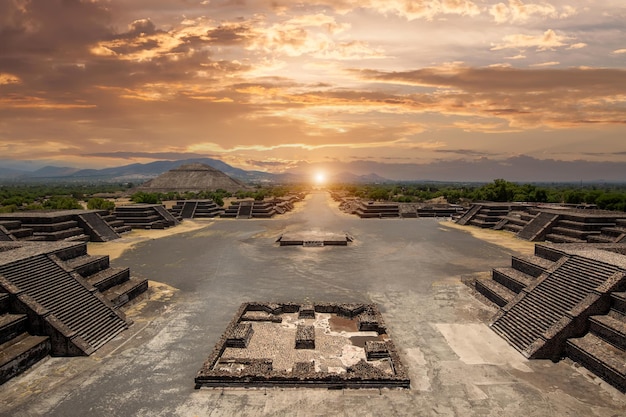 Messico piramidi di teotihuacan situate vicino a città del messico