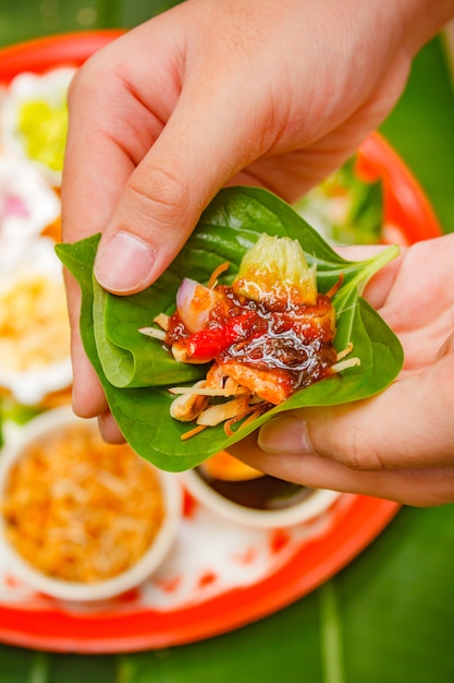 Miang Kham is een traditionele snack uit Thailand.