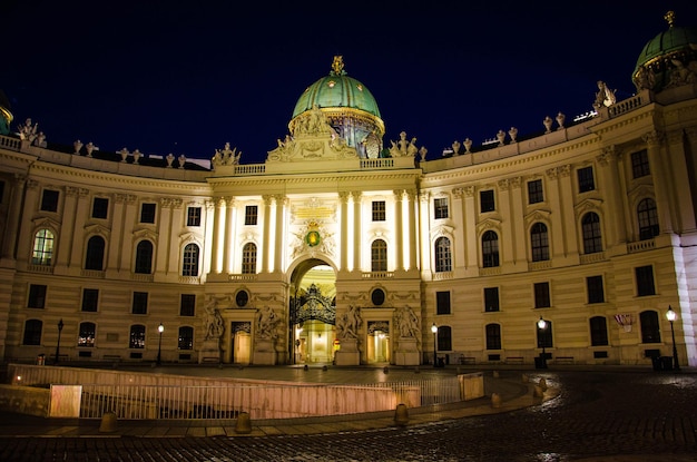 Michaelertrakt paleis Hofburg in Wenen Oostenrijk