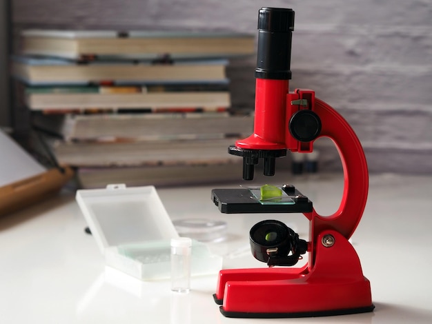 Microscoop laboratoriumapparatuur boeken Onderwijsconcept