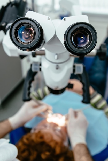 Microscope in the dental office